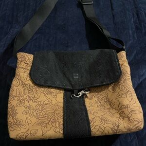 Chic Black and Brown Floral Crossbody Bag